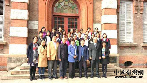 上海徐汇中学与新北市圣心女中签约两岸交流又结新果