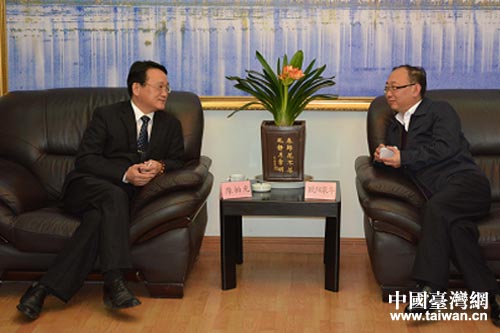 江西省台办主任欧阳泉华会见了中国台湾致公党主席,全国台企联副会长