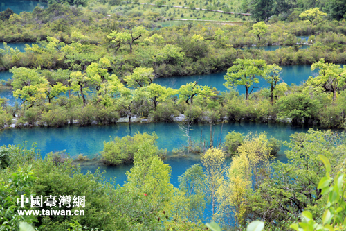 两岸媒体参访四川阿坝州一路走来好风光组图