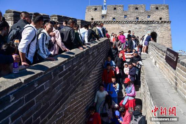 记者从文化和旅游部获悉,经中国旅游研究院测算,2018年国庆假期