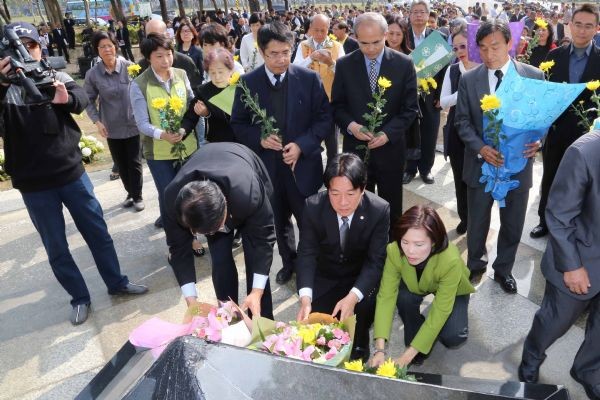 桃园、台南撤蒋介石铜像 绿议员呼吁柯文哲跟进