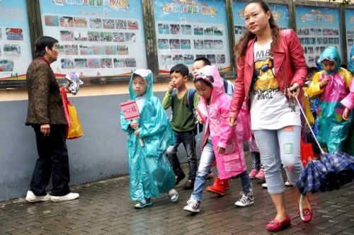 学校雨伞怎么搭_雨伞怎么画