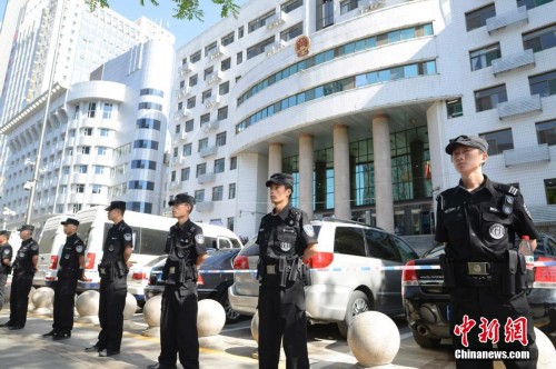 “河南农妇太原非正常死亡案”涉案警方人员开庭受审