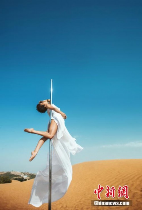 中国钢管舞队员拍摄唯美宣传照