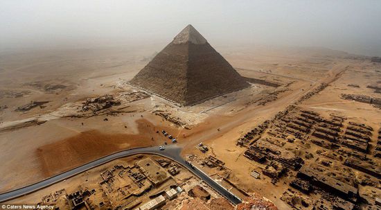 埃及弯曲金字塔内部图曝光惊现2处神秘墓穴