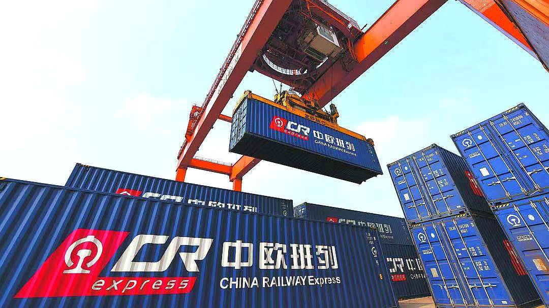  From January to August, 13056 China Europe trains were opened to deliver 1.399 million TEUs of goods